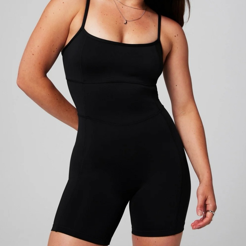 Trendy Queen Short Jumpsuit Bodysuit Size Medium